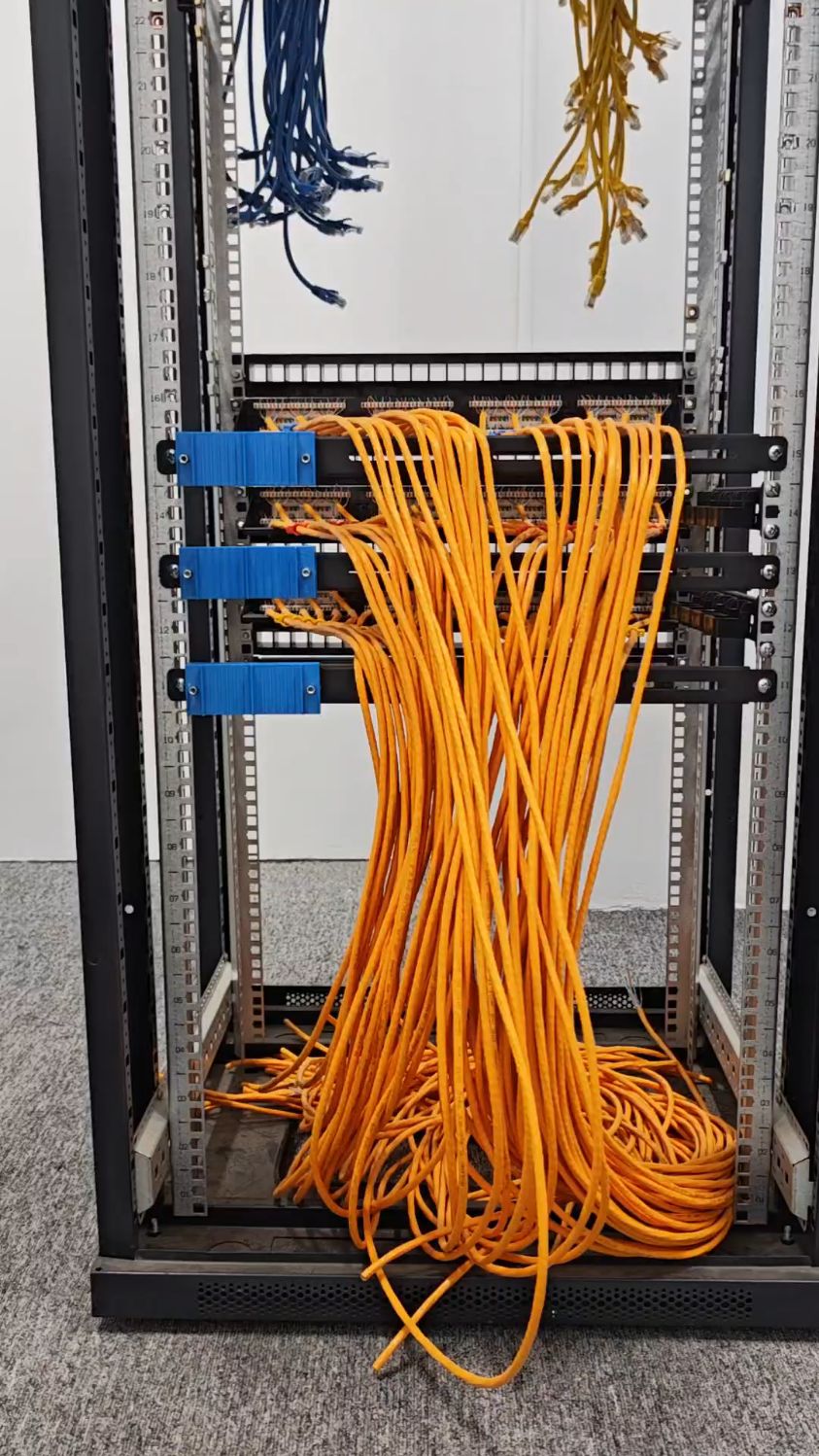 理理线科技机房综合布线产品布线更美观
